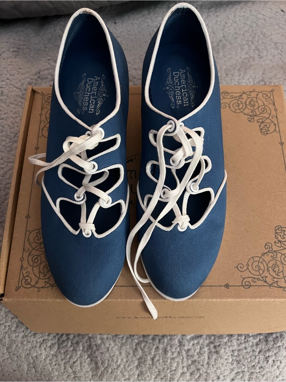 EUC American Duchess Ghillie Sandals in Denim